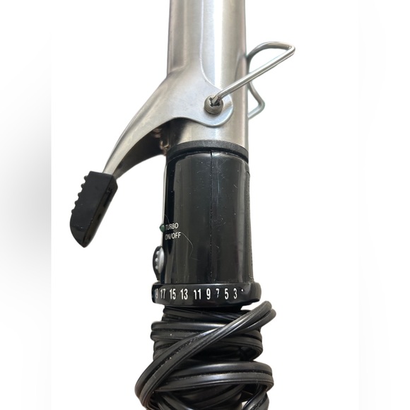 CONAIR INSTANT HEAT HAIR CURLING IRON - Picture 8 of 9